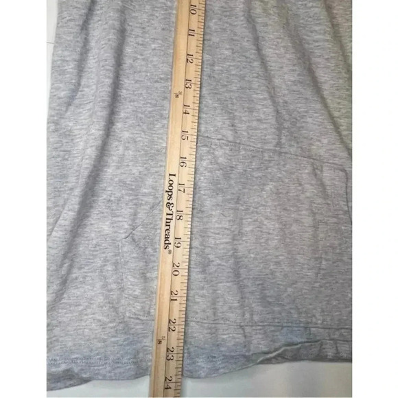 Champion Long Sleeve Hooded Shirt in Gray - Women’s - Size Medium - Picture 4 of 6